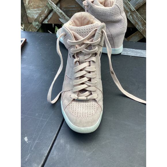 Coach Women's Pale Pink Alexis Suede Hidden Wedge Sneaker 8M - Picture 7 of 7